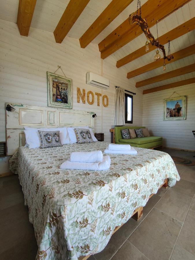 Agribarocco Hotel Noto Exterior photo